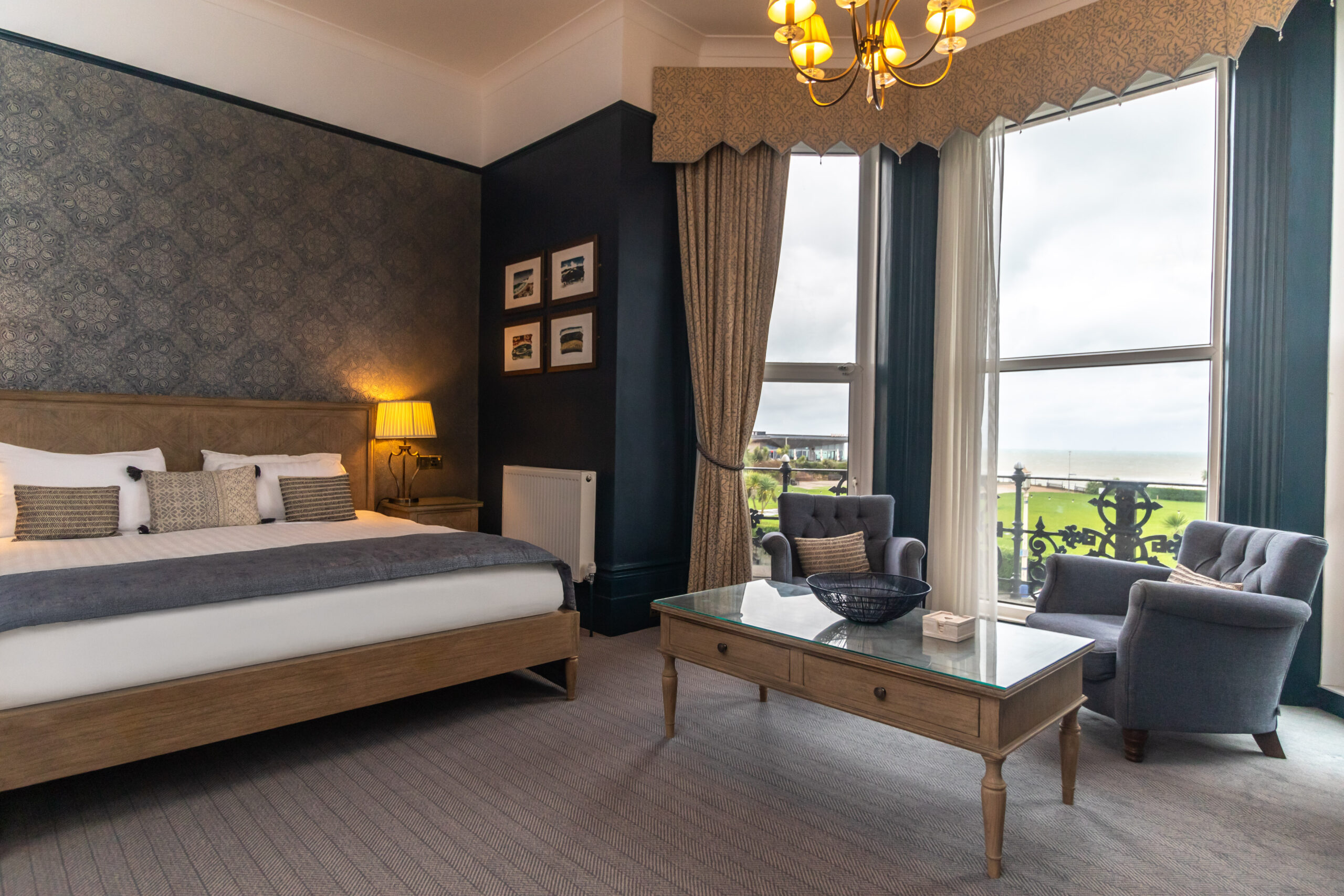 Accommodation at Lansdowne Hotel