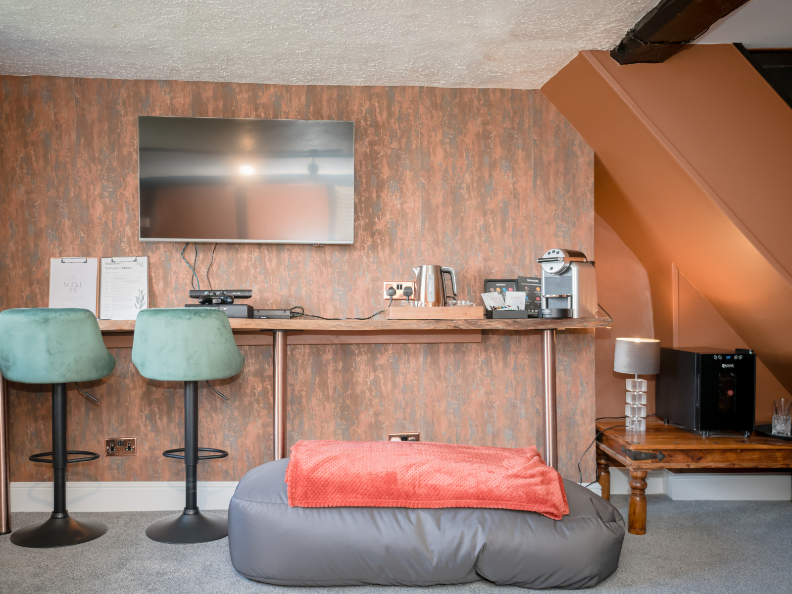 Hair and Makeup Spaces at Tottington Manor