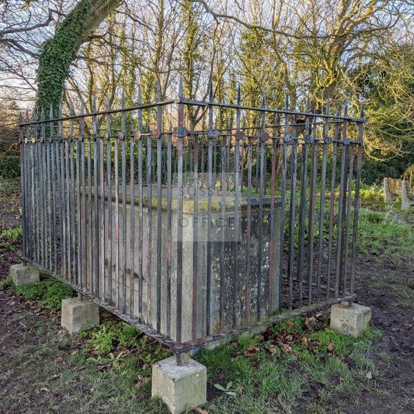The Millers Tomb - Highdown Rise - Worthing - Trees