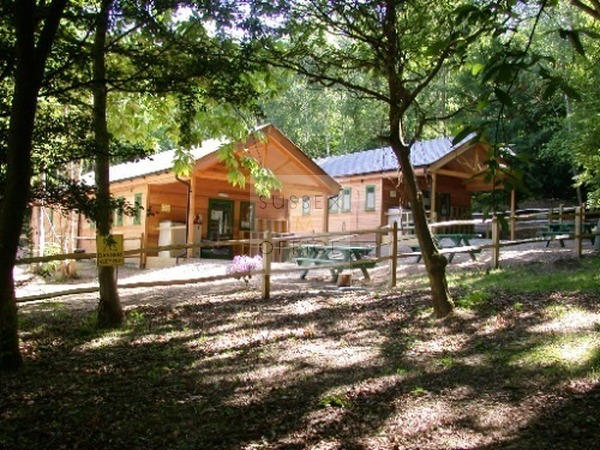 32 Acre Woodland With Outdoor Activity Centre